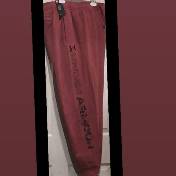 UNDER Armour new jogger pants - Picture 3 of 3